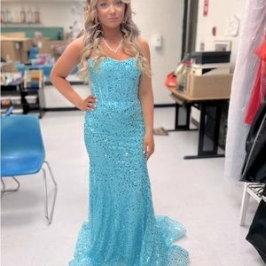Portia & Scarlett size 4 beaded, sequined prom, formal, pageant gown